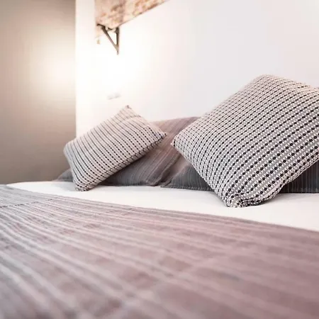 Intimate And Artistic Flat Wifi Puerta Del Sol Appartement Madrid Buitenkant foto